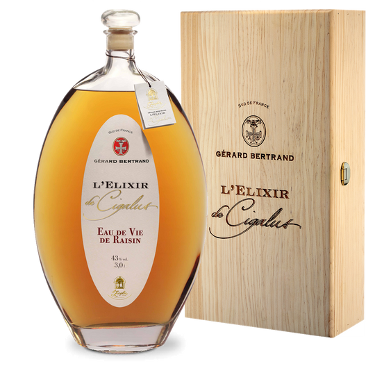 The Elixir de Cigalus 3L and its wooden case